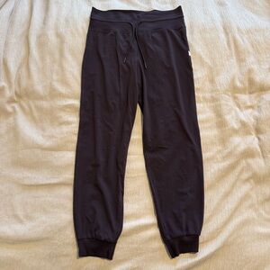 Vuori Joggers